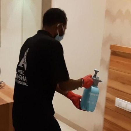 סוראט Hotel Amisha International מראה חיצוני תמונה