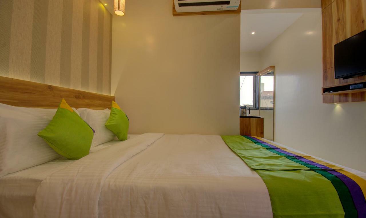 סוראט Hotel Amisha International מראה חיצוני תמונה